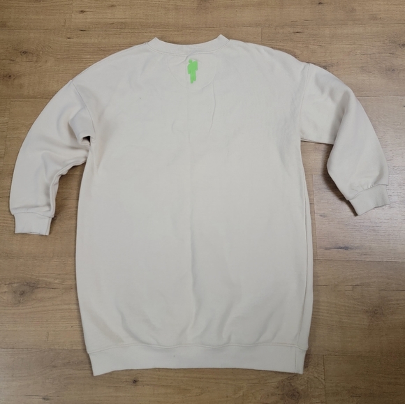 H&M BILLIE EILISH Printed Sweatshirt Dress - Picture 10 of 10